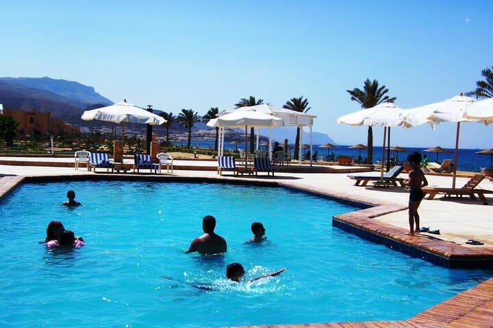 Ain El Sokhna Day Trip from Cairo: Red Sea Beach, Pools & Lunch photo 3