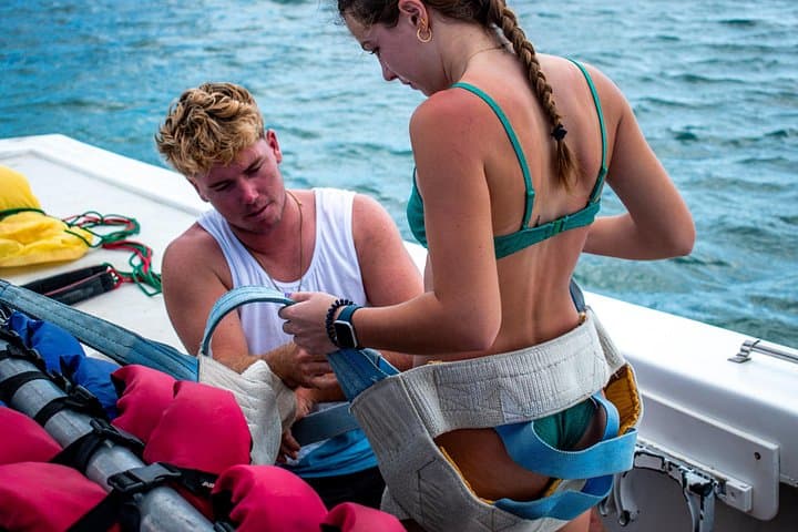 Aruba Parasailing from Noord: 12-Minute Caribbean Sky Ride Over Turtles & Wrecks photo 2