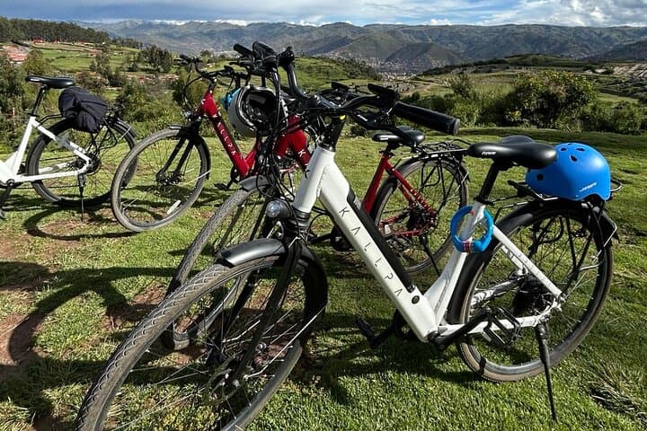 Cusco Top Views E-Bike Experience: Ride to Sacsayhuamán & San Cristóbal photo 5
