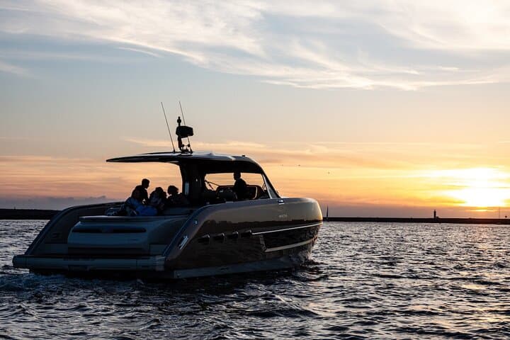 Porto Private Luxury Yacht Sunset Cruise on the Douro River photo 4
