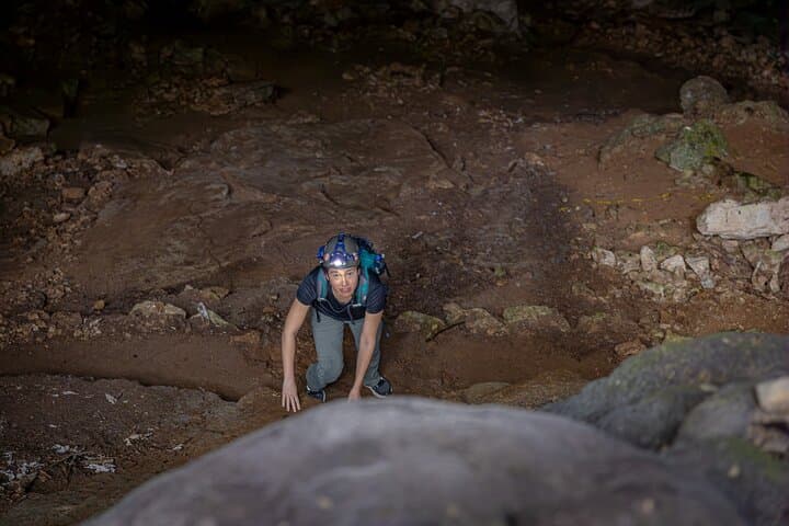 Exploring Crystal Cave and Blue Hole National Park: A Day Trip from San Ignacio photo 5