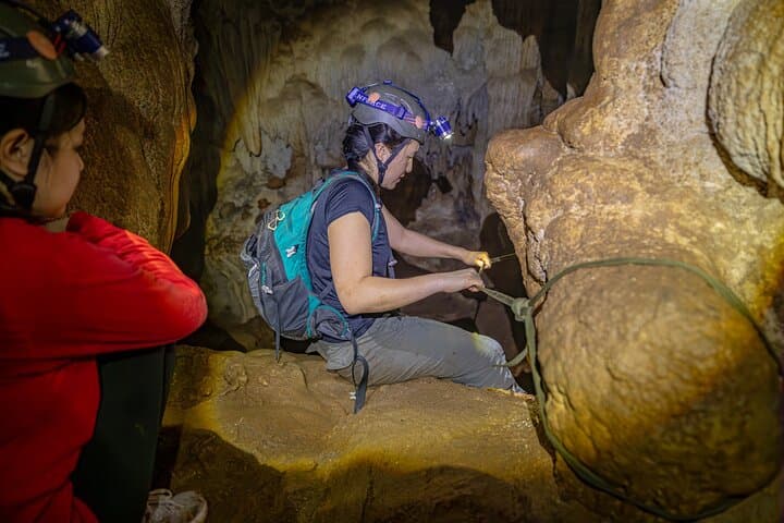 Exploring Crystal Cave and Blue Hole National Park: A Day Trip from San Ignacio photo 6