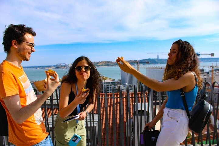 Lisbon Old Town Immersive Escape Game: Live Actors & Historic Mystery photo 5