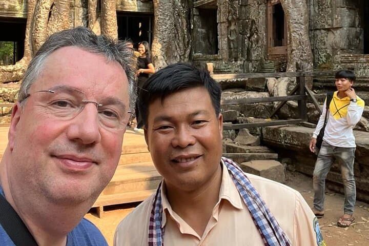 Guided Angkor Wat & Greater Angkor Private Tour: English and Spanish Guides