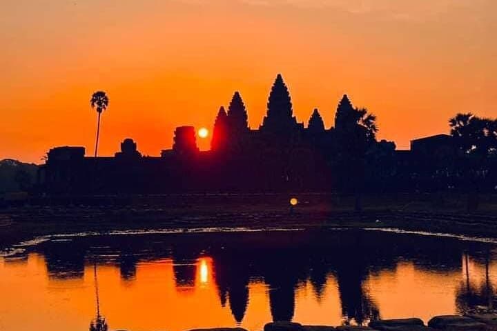 Guided Angkor Wat & Greater Angkor Private Tour: English and Spanish Guides photo 2