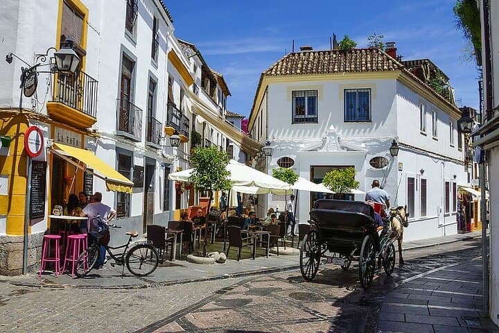 Cordoba Historic Center Running Tour: 6km Private Guided Run Through Ancient Streets photo 6