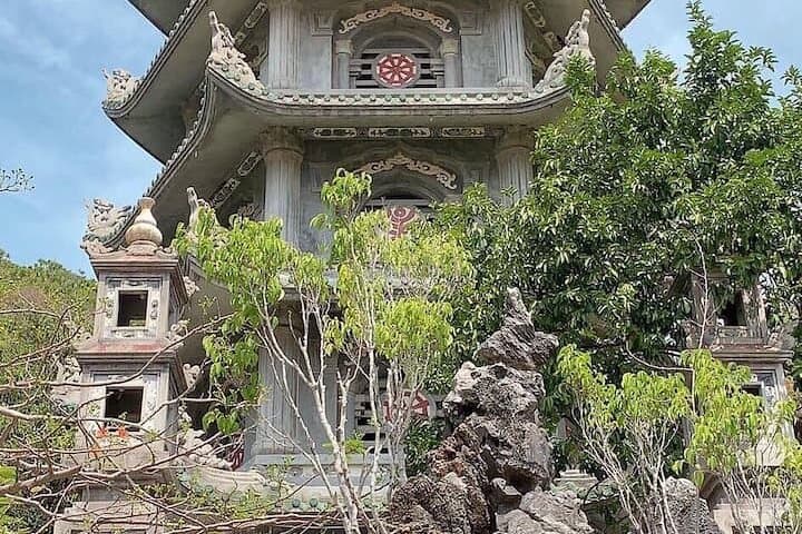 Marble Mountains Photoshoot: My Khe Beach to Thuy Son Viewpoint in Da Nang photo 5