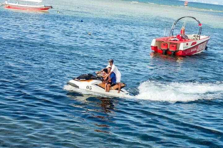 Bali Parasailing, Jet Ski & Banana Boat Combo — Tanjung Benoa Half-Day Adventure photo 5