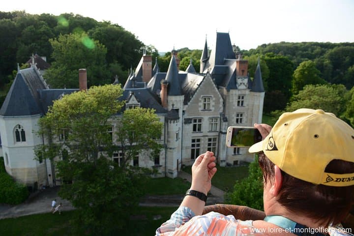 Loire Valley Hot Air Balloon Flight Over Châteaux & Vineyards photo 4