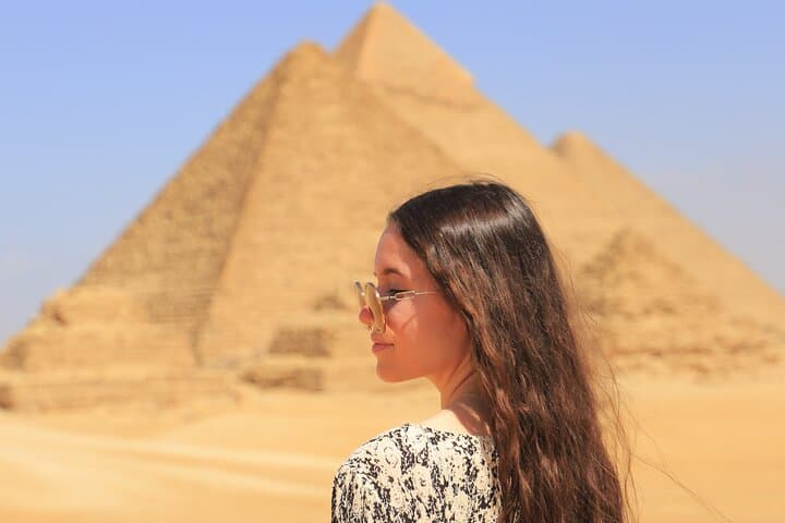 Full-Day Giza Pyramids, Egyptian Museum & Khan El-Khalili Bazaar Tour photo 2
