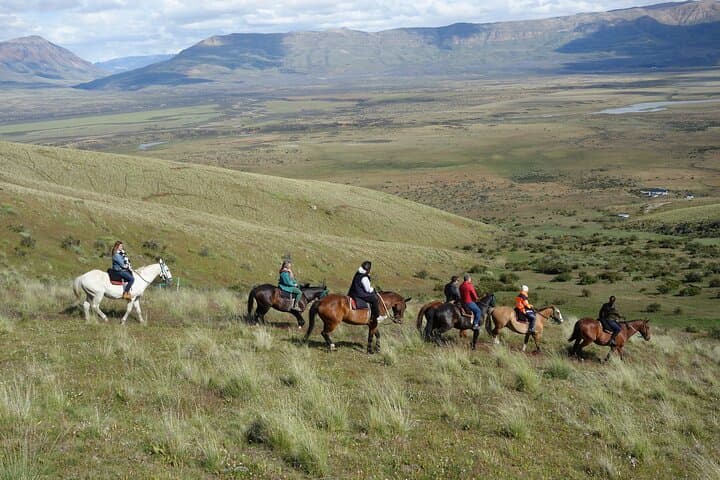Horseback Riding Cerro Frías — Patagonian Views from El Calafate photo 4