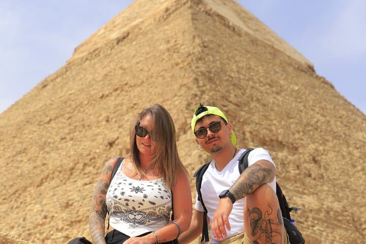 Half-Day Private Tour: Giza Pyramids & Sphinx with Egyptologist Guide