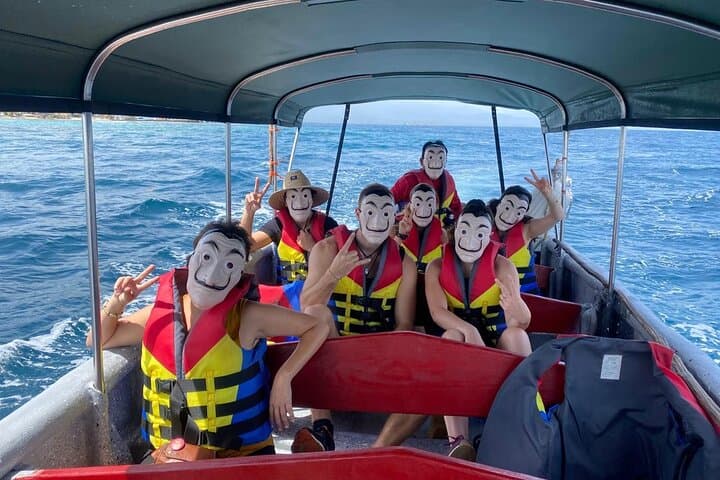 San Blas Day Trip to Pelicano Island — Island Hopping, Snorkeling & Kuna Community Visit
