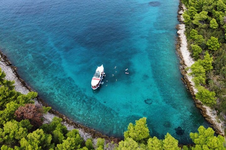 Podstrana to Brač & Šolta: Full-Day Island Boat Trip with BBQ Lunch photo 6