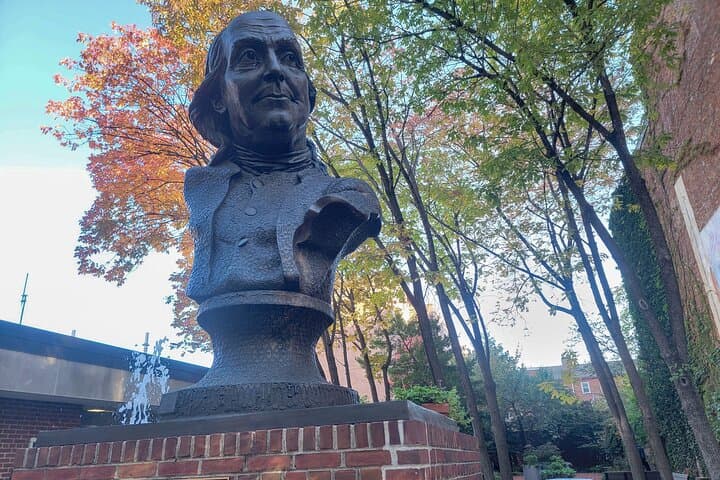 Historic Philadelphia Walking Tour: Independence Square & Old City Highlights photo 3