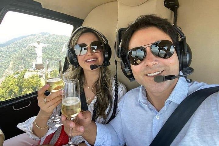 Rio de Janeiro Helicopter Tour: 20-Minute Flight Over Christ the Redeemer & Ipanema photo 3