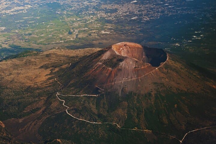 Hike Mount Vesuvius to the Crater — Guided Tour with Return Bus photo 4