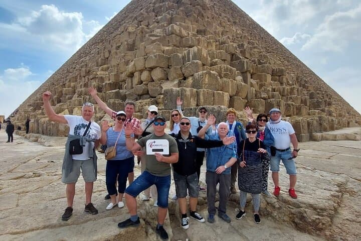 Private Day Tour: Pyramids of Giza & Saqqara Step Pyramid - Guided Egypt Day Trip photo 3