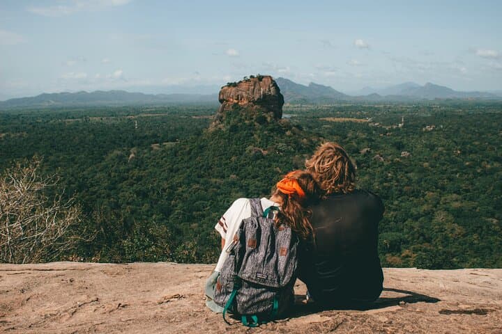 Sri Lanka 4-Day Private Tour: Sigiriya, Kandy & Nuwara Eliya with Driver and Hotels
