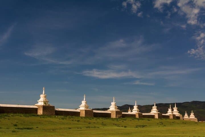 Winter Glamping and Nomadic Trails: Central Mongolia Photography Tour photo 4