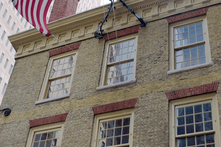 NYC Smartphone Scavenger Hunt: Revolutionary Hidden Treasures Walking Tour photo 3