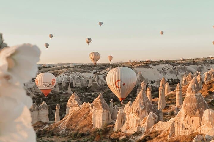 Cappadocia Hot Air Balloon Tour Over Goreme: Sunrise Flight & Breakfast photo 3