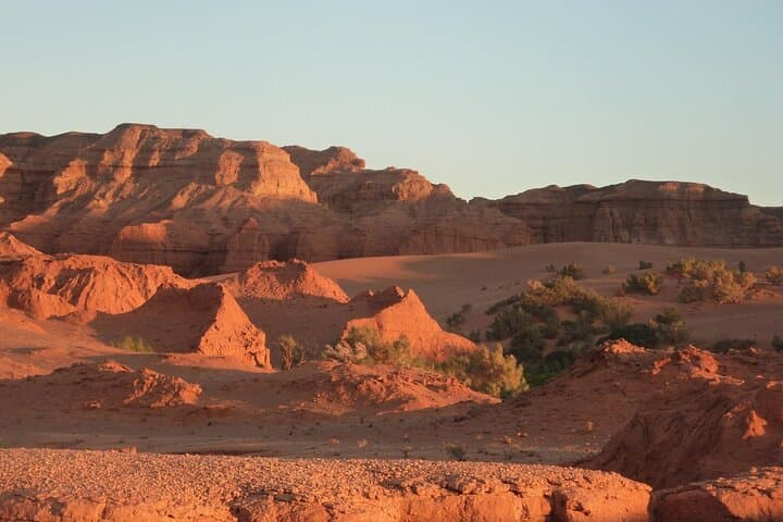 6-Day Gobi Desert Tour: Flaming Cliffs, Khongor Dunes & Nomadic Camps photo 2