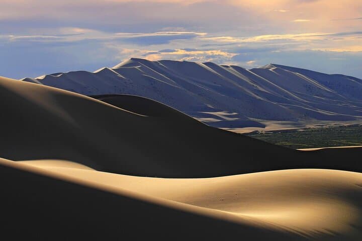 6-Day Gobi Desert Tour: Flaming Cliffs, Khongor Dunes & Nomadic Camps photo 5