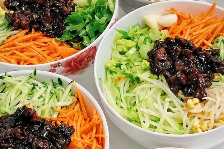 Beijing Hutong Food Walking Tour — Drum Tower, Snacks & Local Brewery