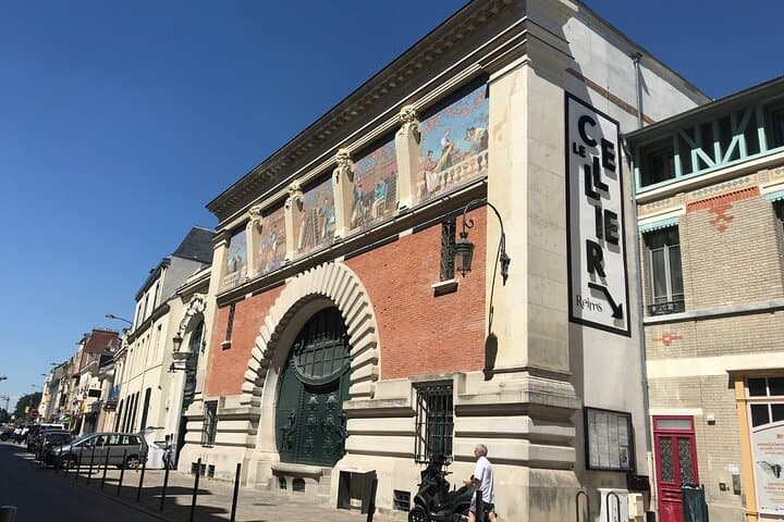 Reims Discovery Walk & Champagne Tasting — Cathedral to Boulingrin Market photo 3