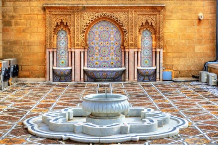 Casablanca Highlights: Hassan II Mosque, Old Medina & Ain Diab Corniche Tour photo 2