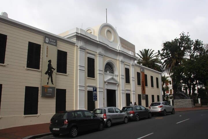 Cape Town Slavery Museum Audio-Guided Tour — Companys Garden Slave History