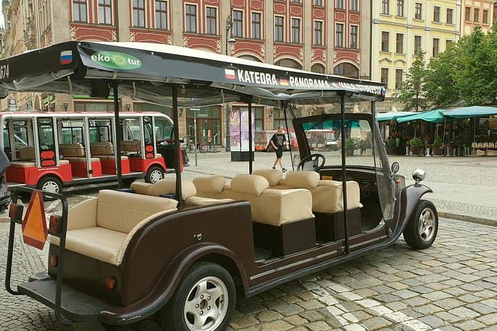 Wroclaw Retro e-Bus Tour: 2-Hour Eco-Friendly City Drive & Cathedral Island photo 3