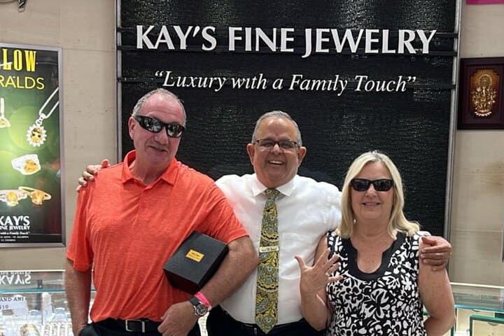 Champagne & Diamonds: Kay's Fine Jewelry Luxury Shopping Experience in St Maarten photo 3