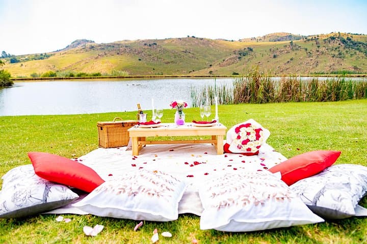 Couples Romantic Getaway & Sip-and-Paint at Kloofzitch Lodge, Johannesburg photo 1