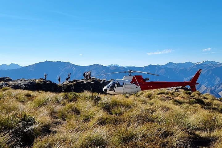 30-Minute Alpine Scenic Flight from Queenstown — Skippers Canyon & Wakatipu Basin Views photo 1
