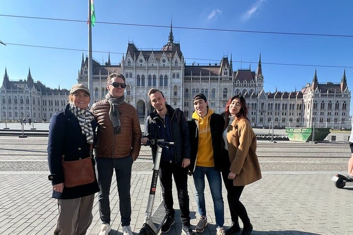 Private 2-Hour Budapest Walking Tour with Coffee Break — St. Stephen's, Parliament & Castle Hill photo 5