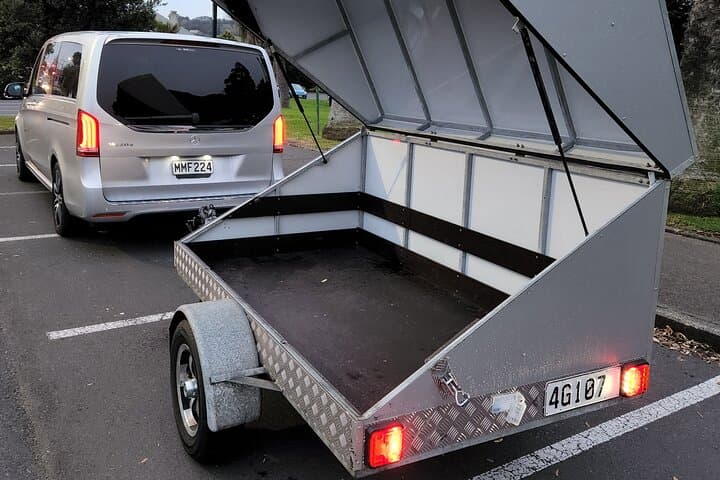 Auckland Airport Private Luxury Transfer to City Hotels — Chauffeured Comfort photo 3