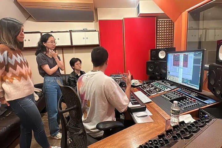 Inside Mercy Sound: A Two-Hour Music Production Class in New York City photo 4