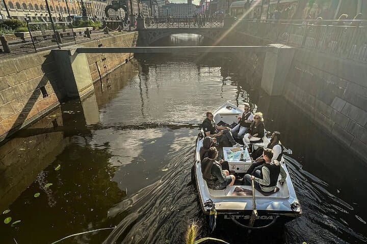 Self-Drive Electric Boat in Gothenburg Canals — City Cruise & Fika Stops