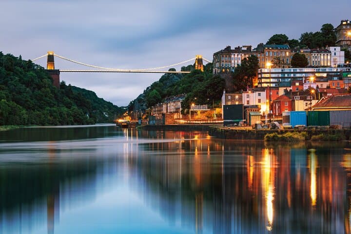 Bristol Harbourside Self-Guided Walking Tour — History & Hidden Alleys