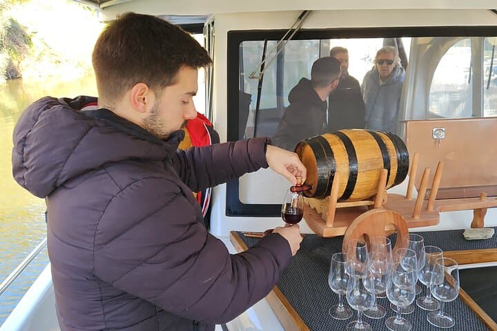 Douro Valley Day Tour from Gaia: Wine Tasting, Lunch and Douro River Cruise photo 3