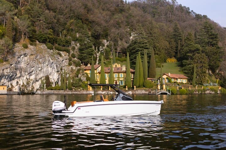 One-Hour Private Speedboat Tour on Lake Como — Villas & Shoreline Highlights photo 2