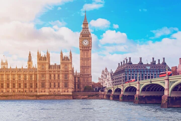 Explore London's Hidden Gems: Self-Guided Walking Tour of Secret Spots & Landmarks