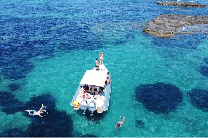 Coast of the Gods Boat Tour & Snorkeling from Tropea photo 2