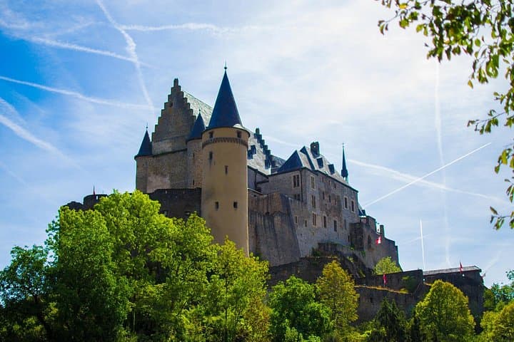 Private Tour to Vianden Castle from Luxembourg — Vianden, Echternach & Little Switzerland Day Trip