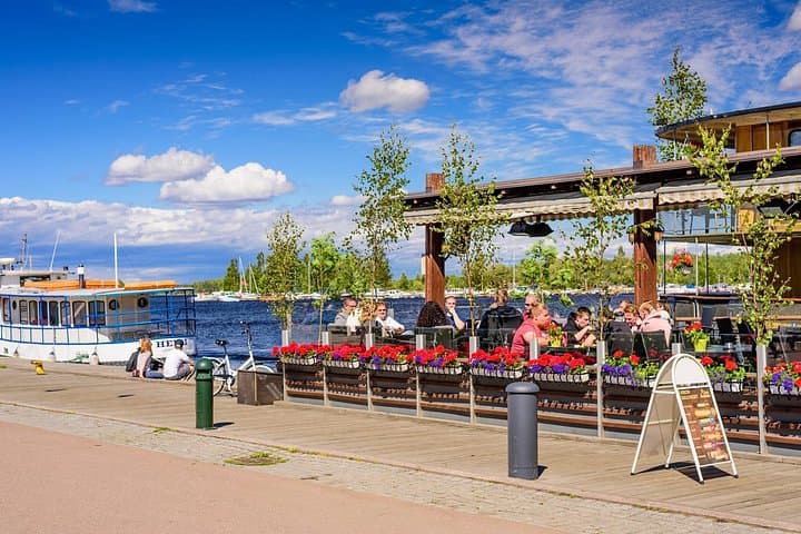 Private Helsinki Food and Beer Walking Tour: Market Halls, Brewery & Local Eats