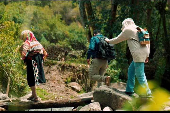 Sacred Valley Alpaca Walk & Natural Dye Workshop: Full-Day Cultural Hike photo 4