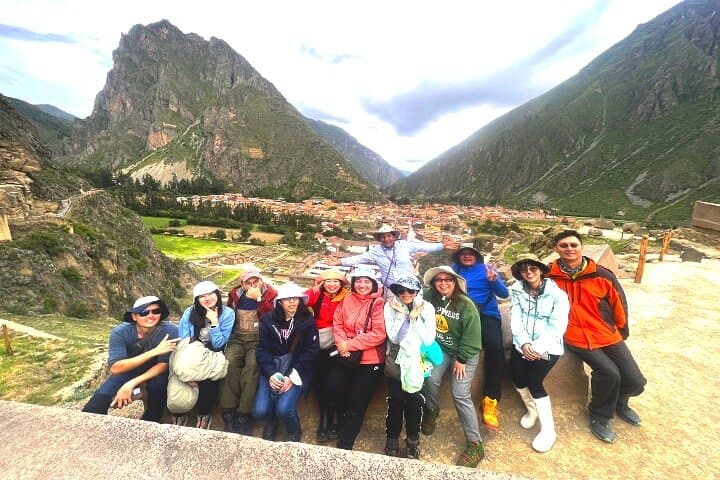 Full-Day Sacred Valley Private Tour from Cusco: Chinchero, Ollantaytambo & Pisac photo 2