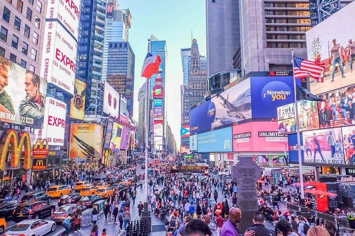 3-Hour Midtown Manhattan Walking Tour — Central Park to Grand Central Highlights photo 4
